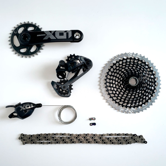 SRAM X01 EAGLE DUB 170 BOOST 30T 10-50T LUNAR GROUPSET